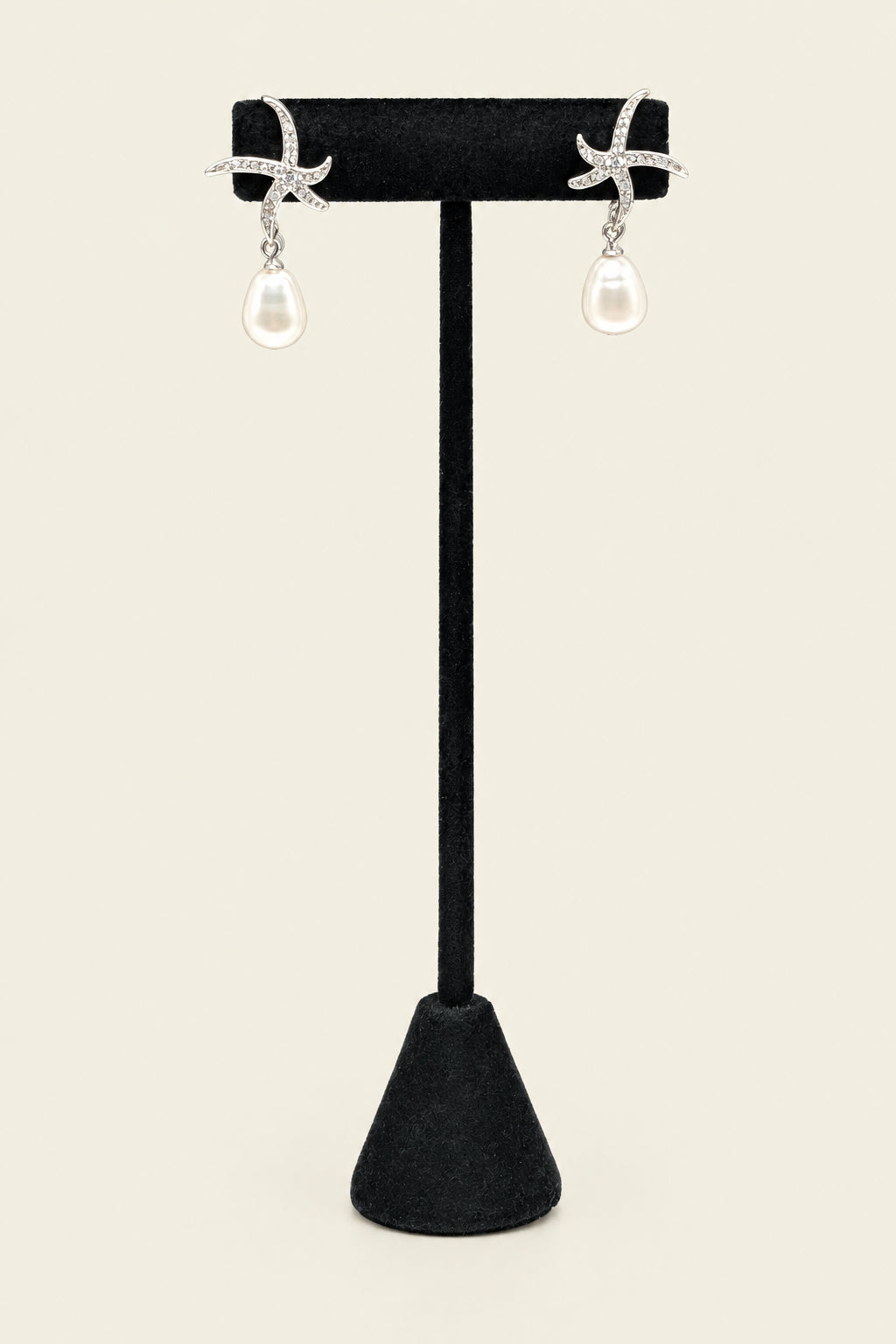 Silver tone starfish and pearl earrings